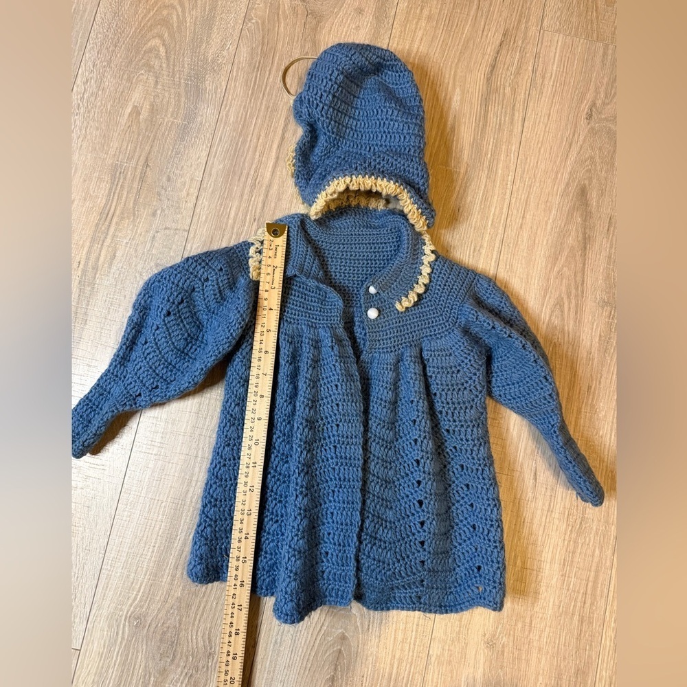 Vintage Hand-Crocheted Baby Sweater & Bonnet Set Blue Cream Trim Handmade - Picture 6 of 7